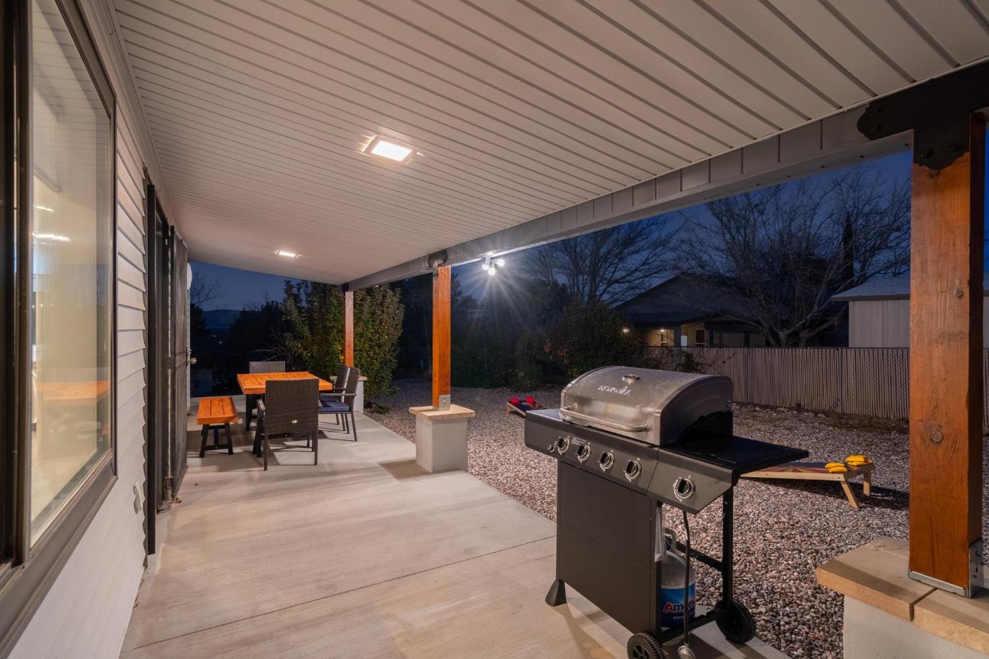 Mountainview Zen Retreat With Hot Tub, Game Room, Close To Old Town Cottonwood Exterior photo